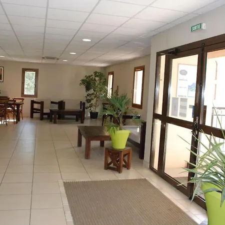 Centre A 2 Min - Piscine - Clim - Parking Daire *